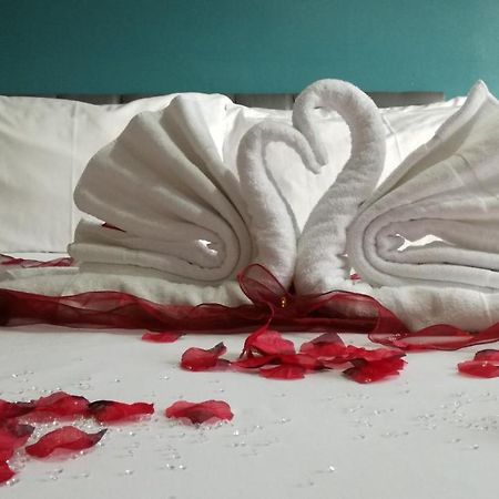 The Mawney Hotel Romford Extérieur photo