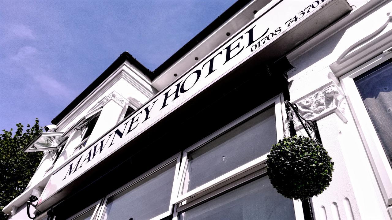 The Mawney Hotel Romford Extérieur photo